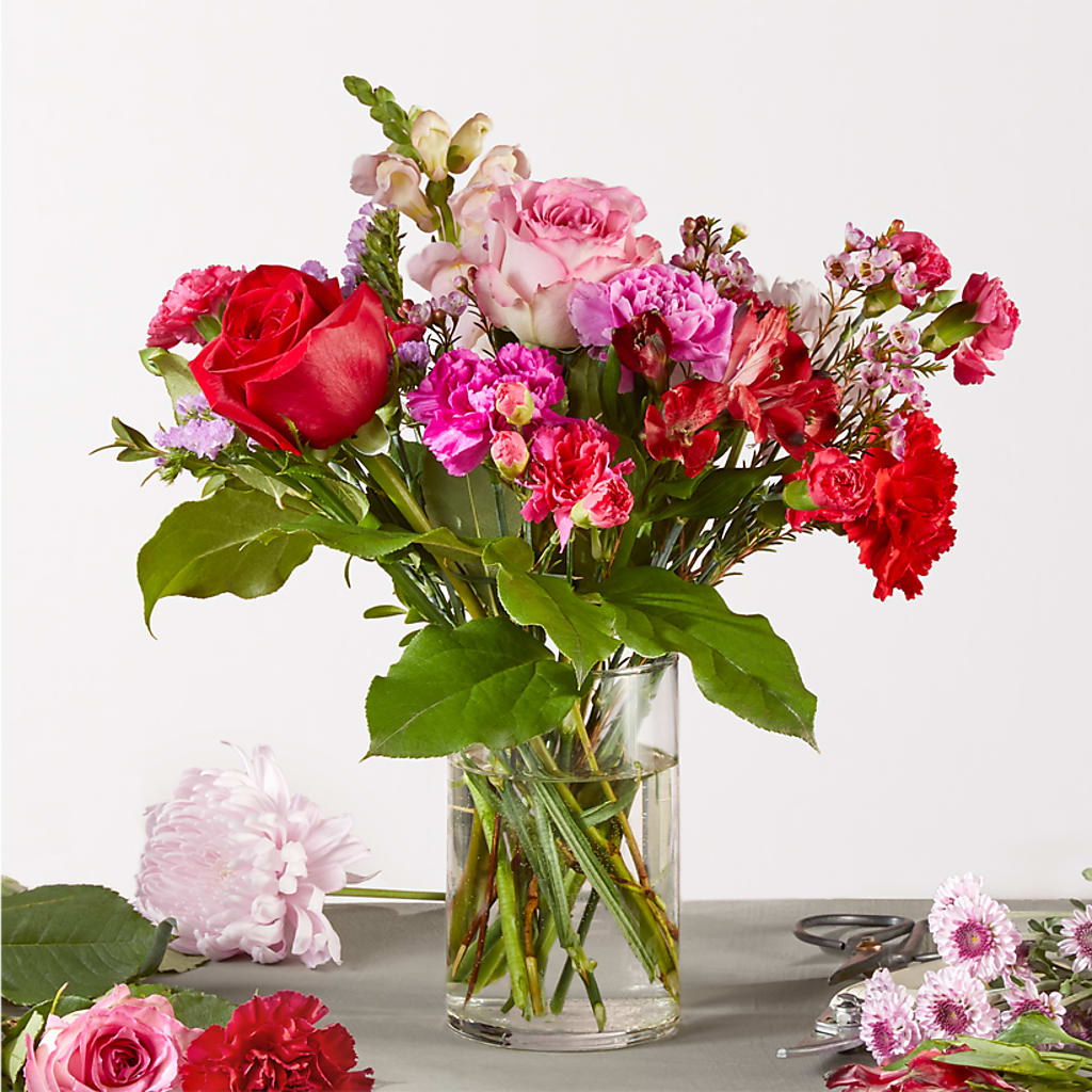 Regal Jewel – A Florist Original – THE FLORAL SHOP BY LOWE'S NURSERY, Morganton NC