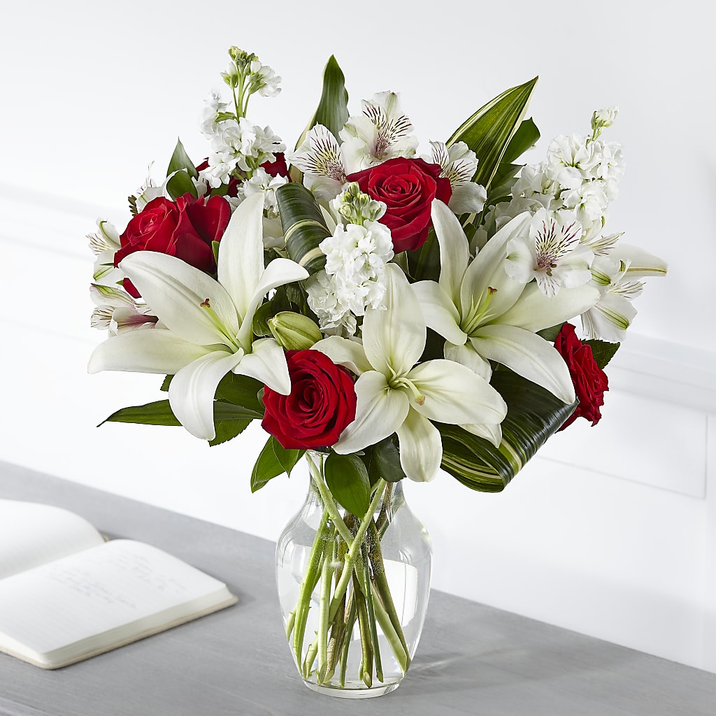 Loving Respect Bouquet – THE FLORAL SHOP BY LOWE'S NURSERY, Morganton NC