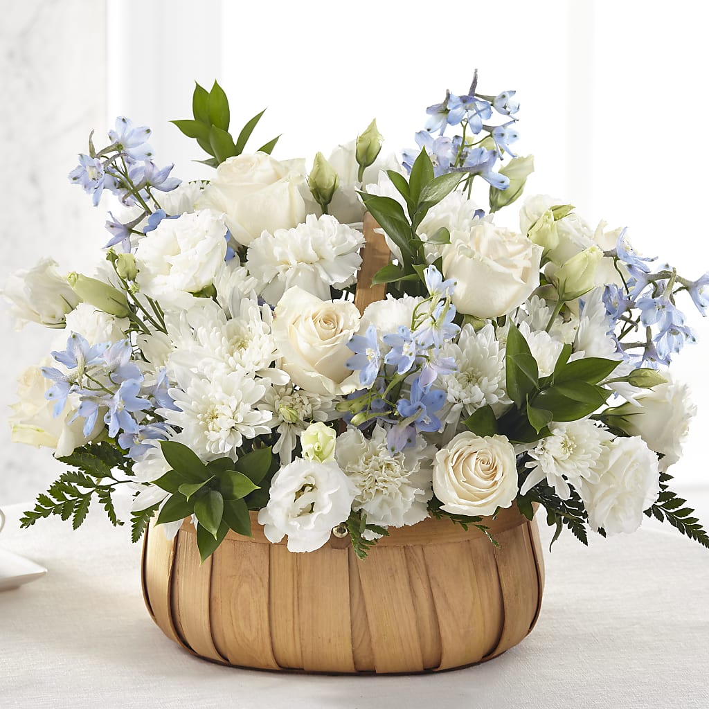 Sincerely Heartfelt Basket – THE FLORAL SHOP BY LOWE'S NURSERY, Morganton NC