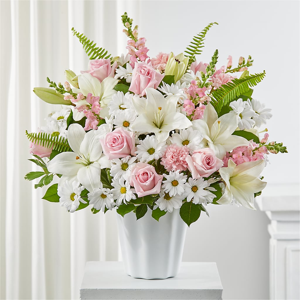 Soft Touch Tabletop Basket – THE FLORAL SHOP BY LOWE'S NURSERY, Morganton NC