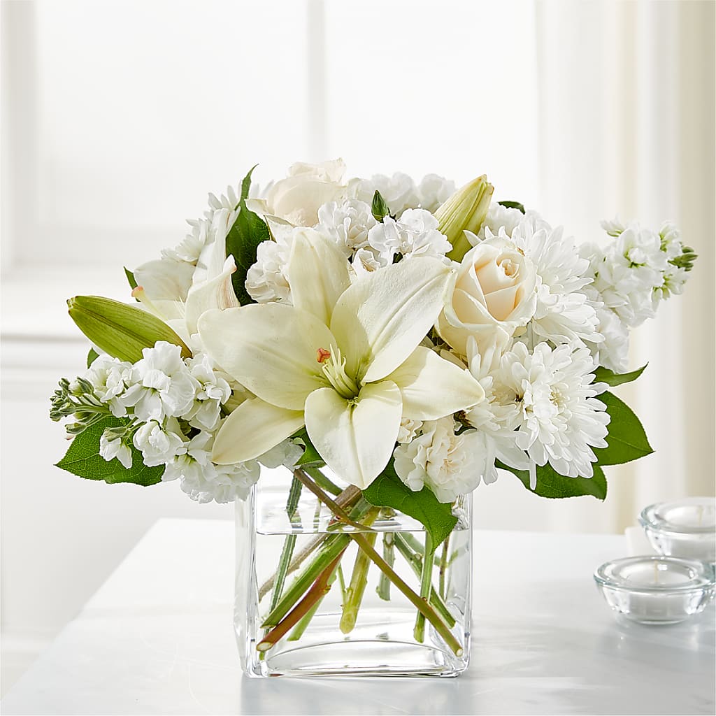 Gentle Breeze Bouquet – THE FLORAL SHOP BY LOWE'S NURSERY, Morganton NC