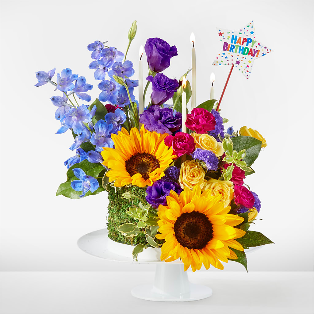 Star of the Day Floral Cake – THE FLORAL SHOP BY LOWE'S NURSERY, Morganton NC