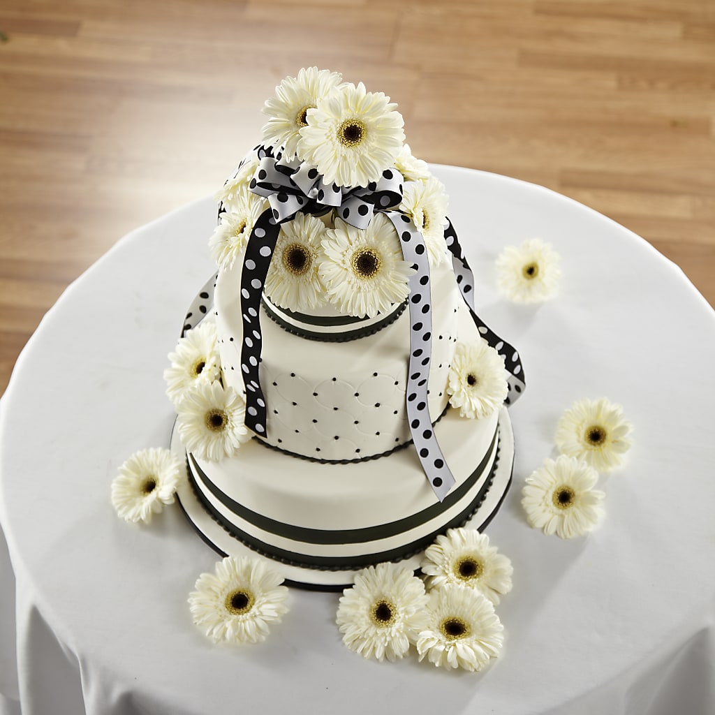Simple Sophistication Cake Décor – THE FLORAL SHOP BY LOWE'S NURSERY, Morganton NC