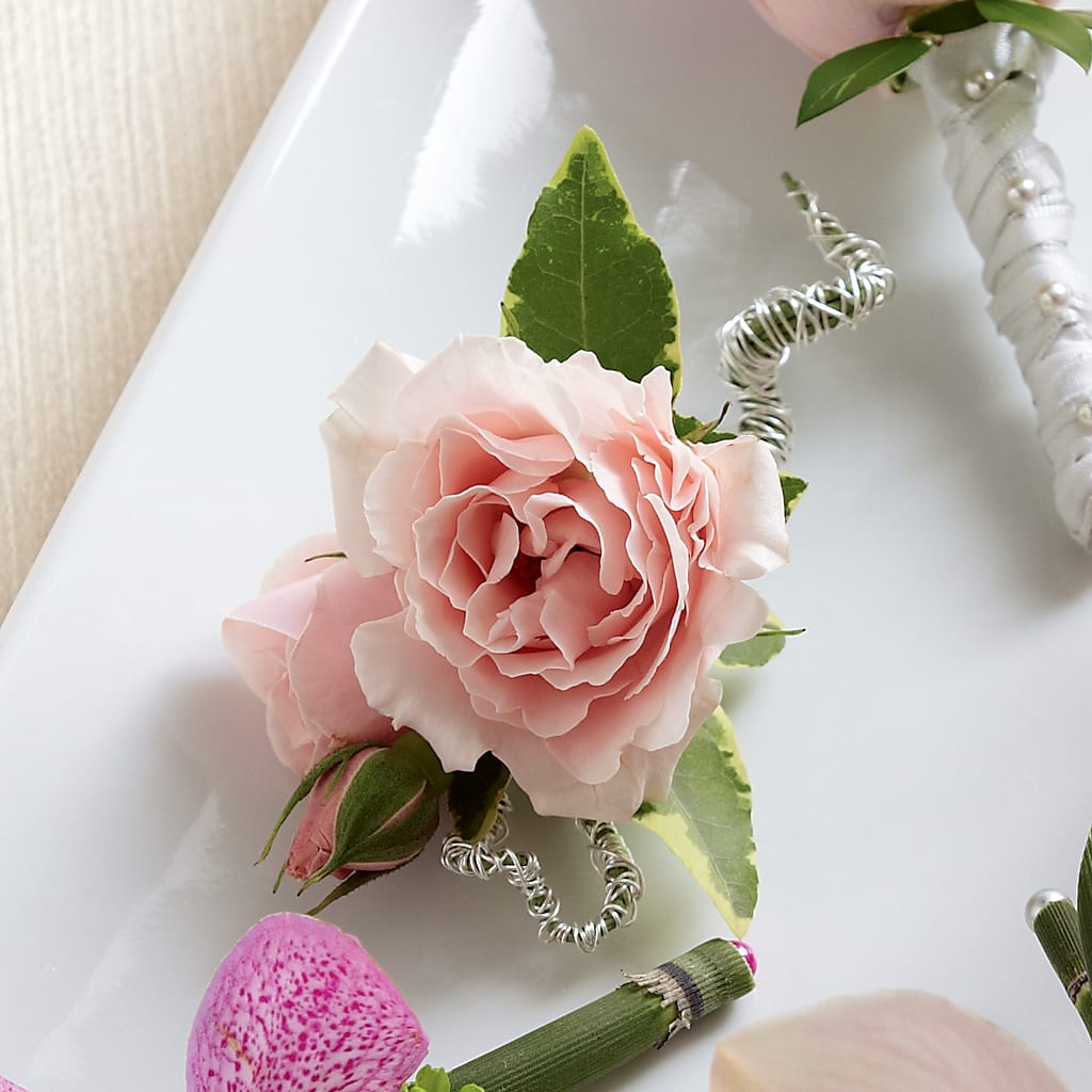 Pink Spray Rose Boutonniere – THE FLORAL SHOP BY LOWE'S NURSERY, Morganton NC