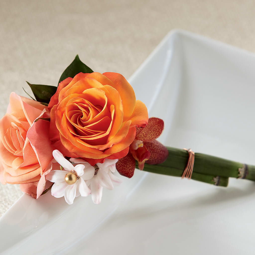 Sunset Dream Boutonniere – THE FLORAL SHOP BY LOWE'S NURSERY, Morganton NC