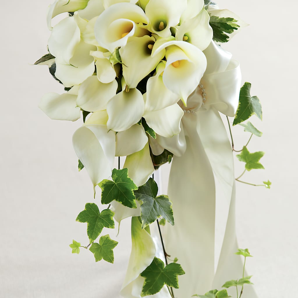 White Chapel Bouquet – THE FLORAL SHOP BY LOWE'S NURSERY, Morganton NC