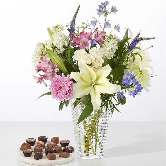 Winter Celebration Bouquet – THE FLORAL SHOP BY LOWE'S NURSERY, Morganton NC
