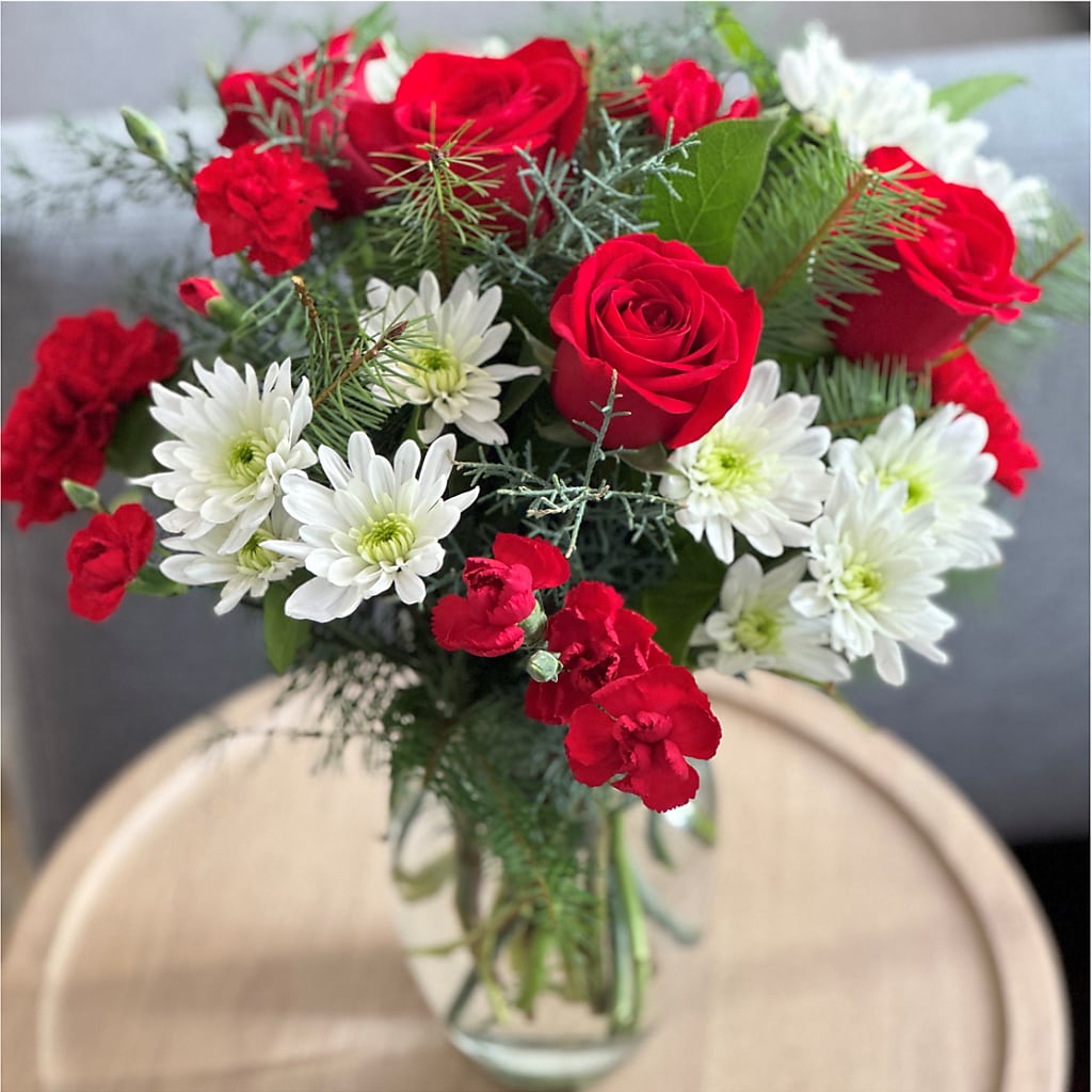 Seasonal Magic Bouquet – THE FLORAL SHOP BY LOWE'S NURSERY, Morganton NC