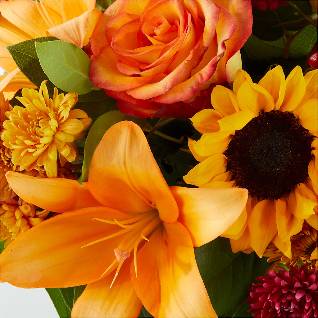 Grateful Centerpiece – THE FLORAL SHOP BY LOWE'S NURSERY, Morganton NC