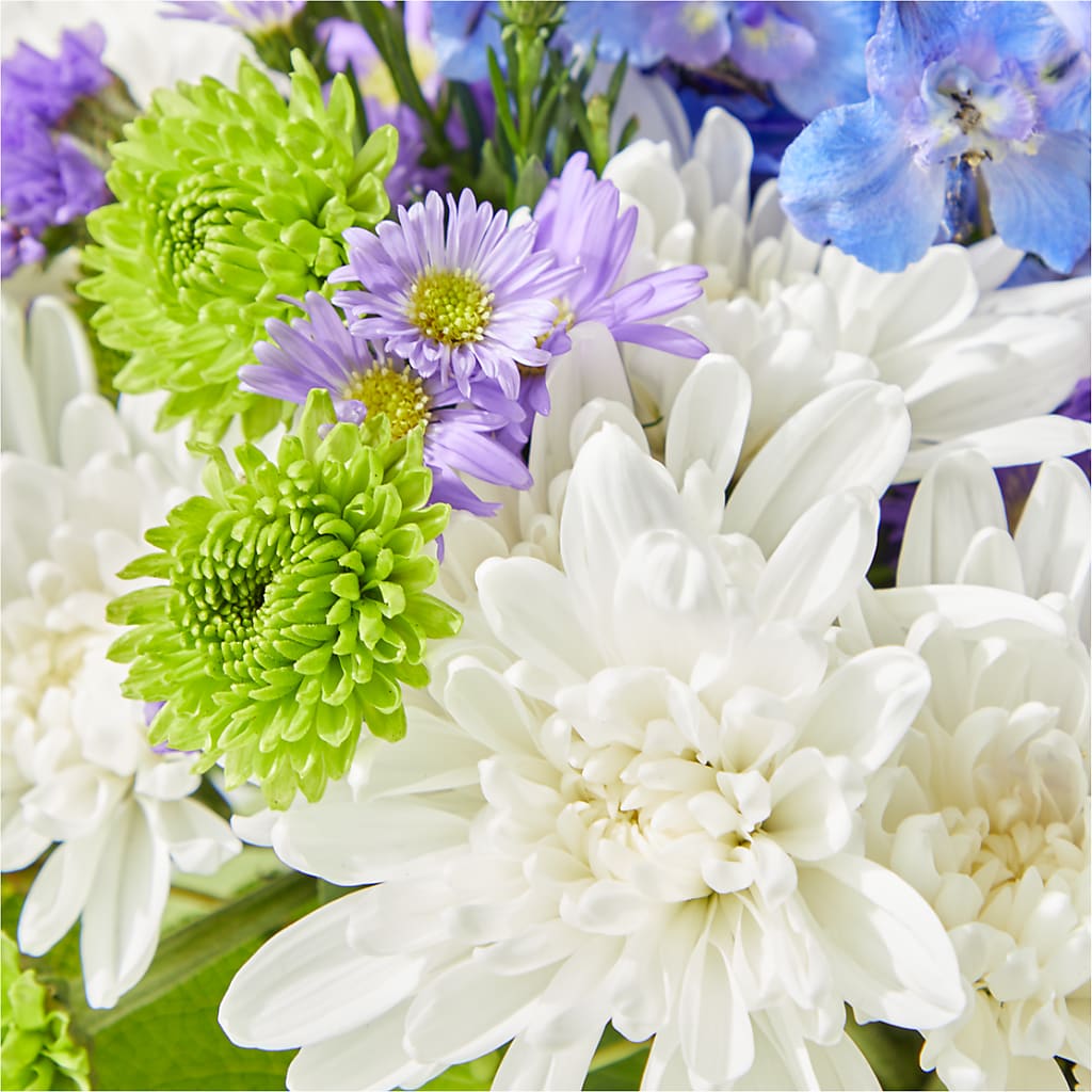 Genuine Gestures Bouquet – THE FLORAL SHOP BY LOWE'S NURSERY, Morganton NC