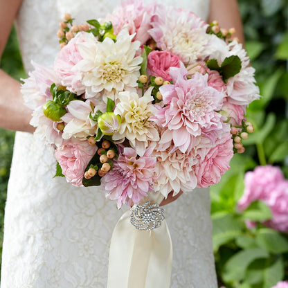 Heart's Promise Bouquet – THE FLORAL SHOP BY LOWE'S NURSERY, Morganton NC
